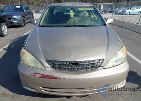 2004 Toyota Camry Le z USA, uszkodzony, nr VIN 4T1BE32K24U898024